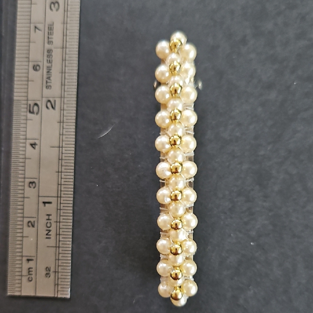 Elegant Pearl and Gold Hair Barrette - Picture 3 of 3